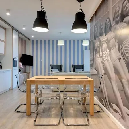 Golden Apartments&t15 公寓 格但斯克